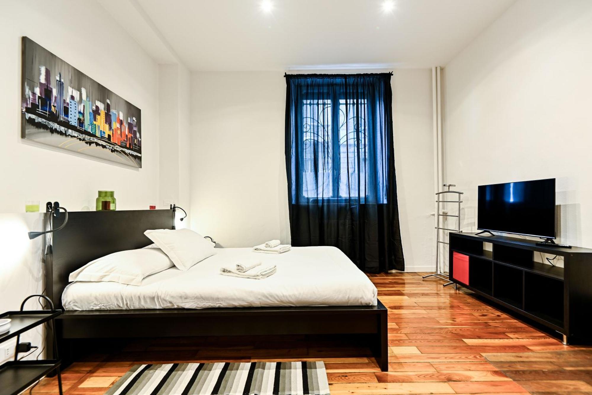 Top Living Apartments - Porta Susa Turin Ngoại thất bức ảnh