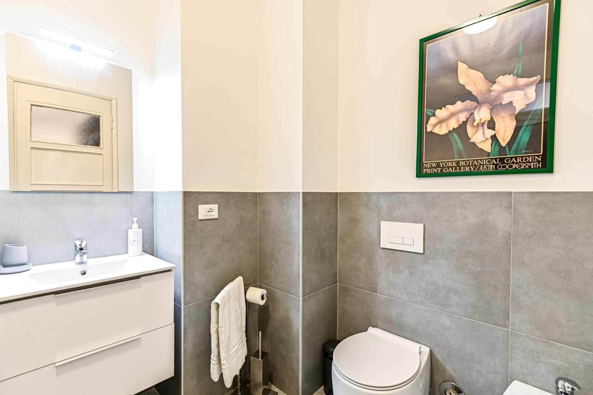 Top Living Apartments - Porta Susa Turin Ngoại thất bức ảnh
