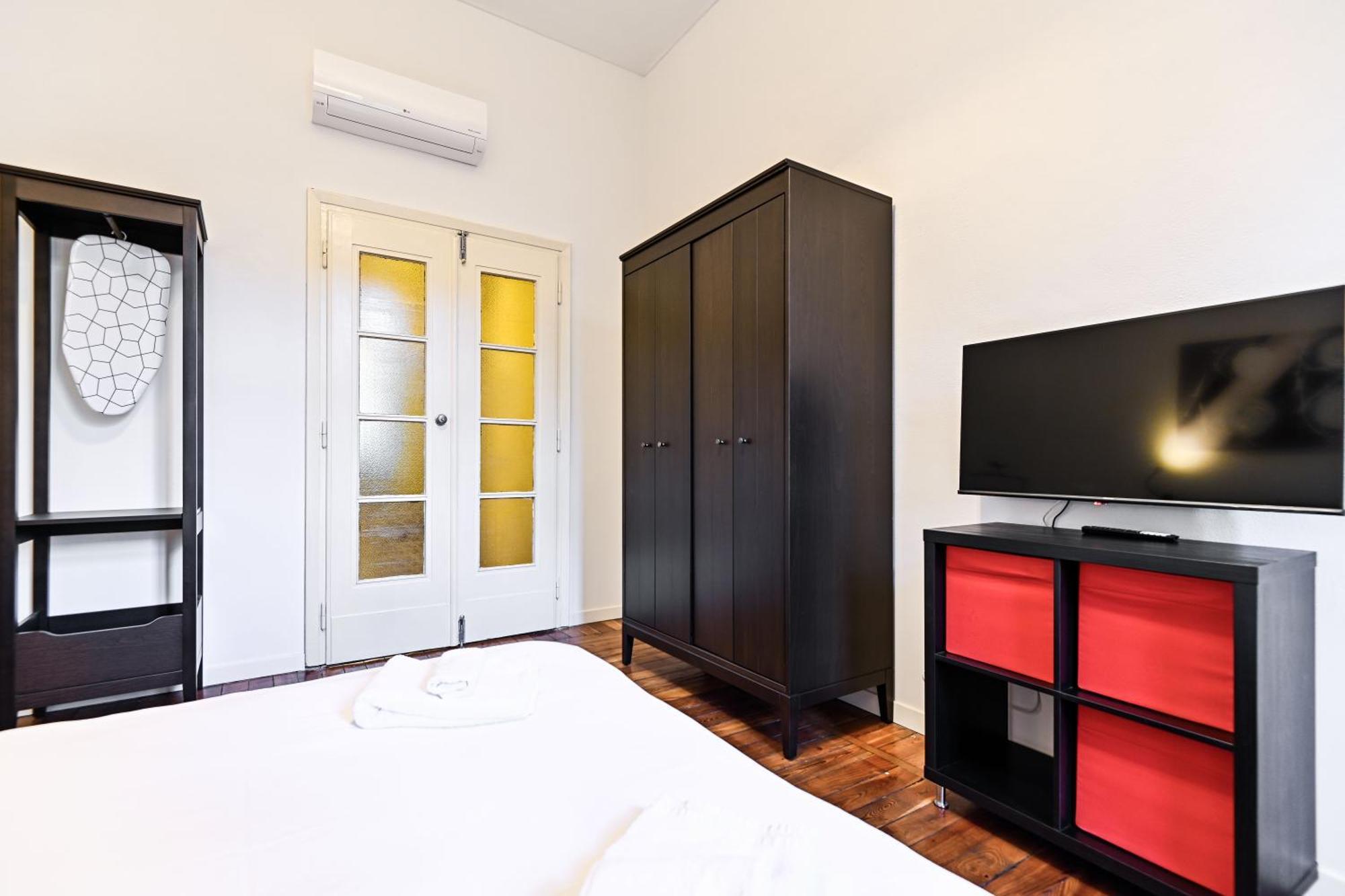 Top Living Apartments - Porta Susa Turin Ngoại thất bức ảnh